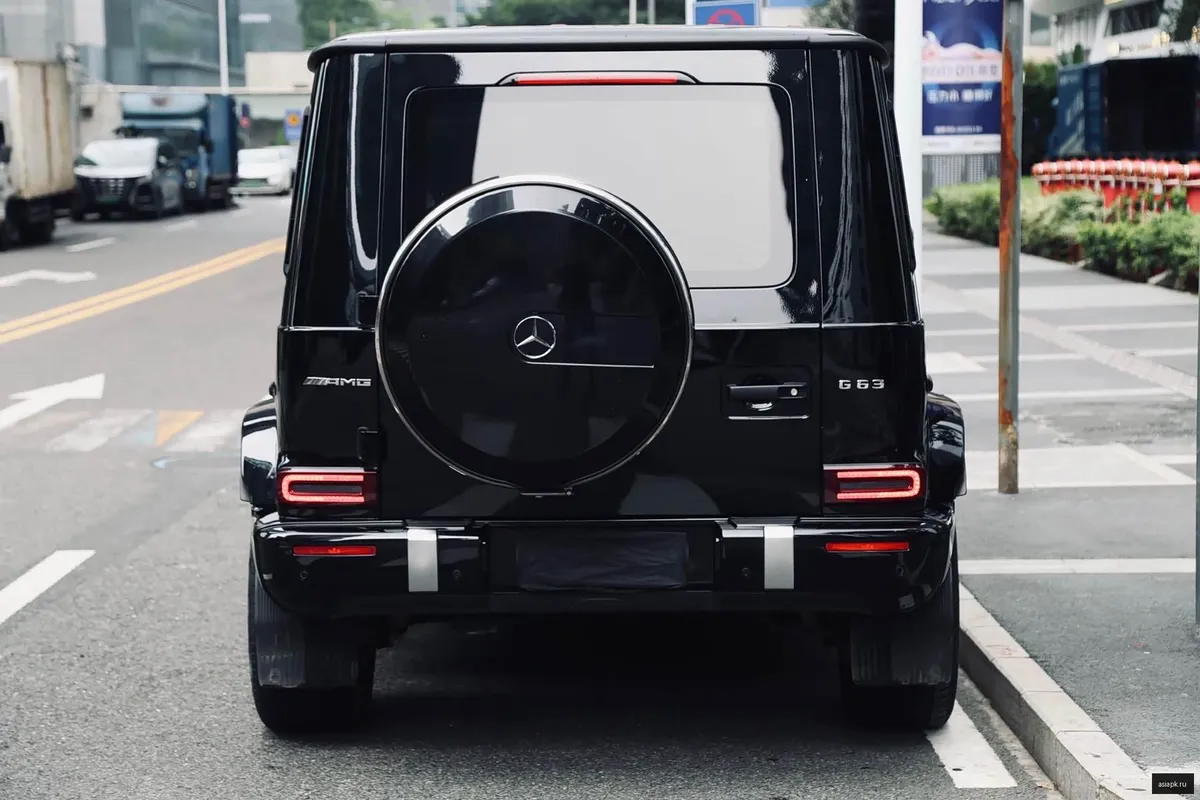 Mercedes-Benz G-Class 5
