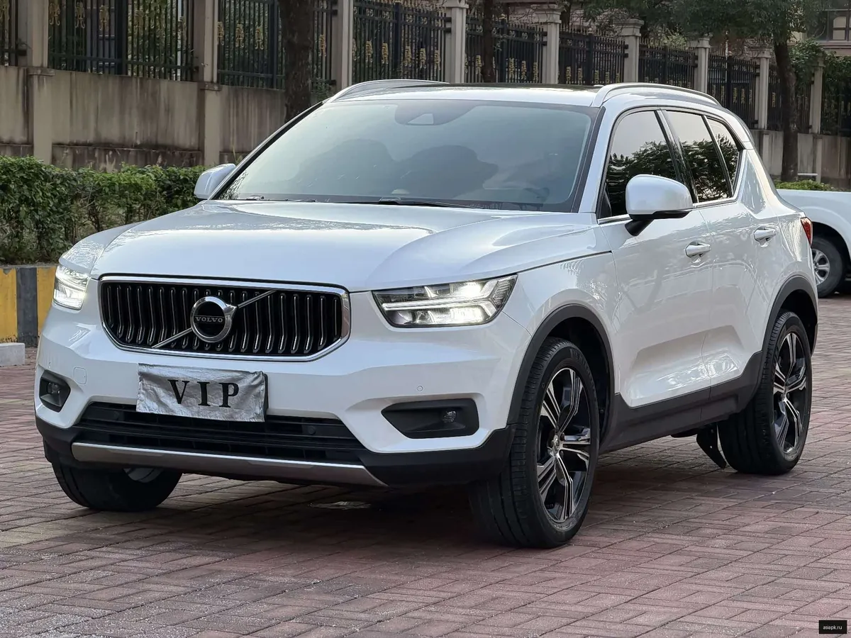 Volvo XC40