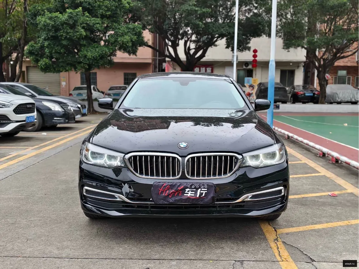 BMW 5-Series 2