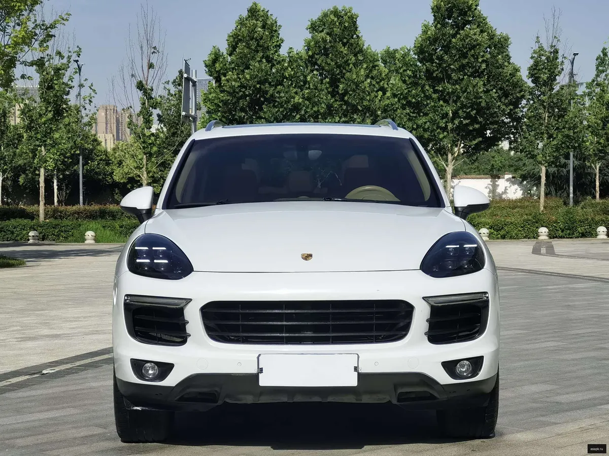 Porsche Cayenne 2