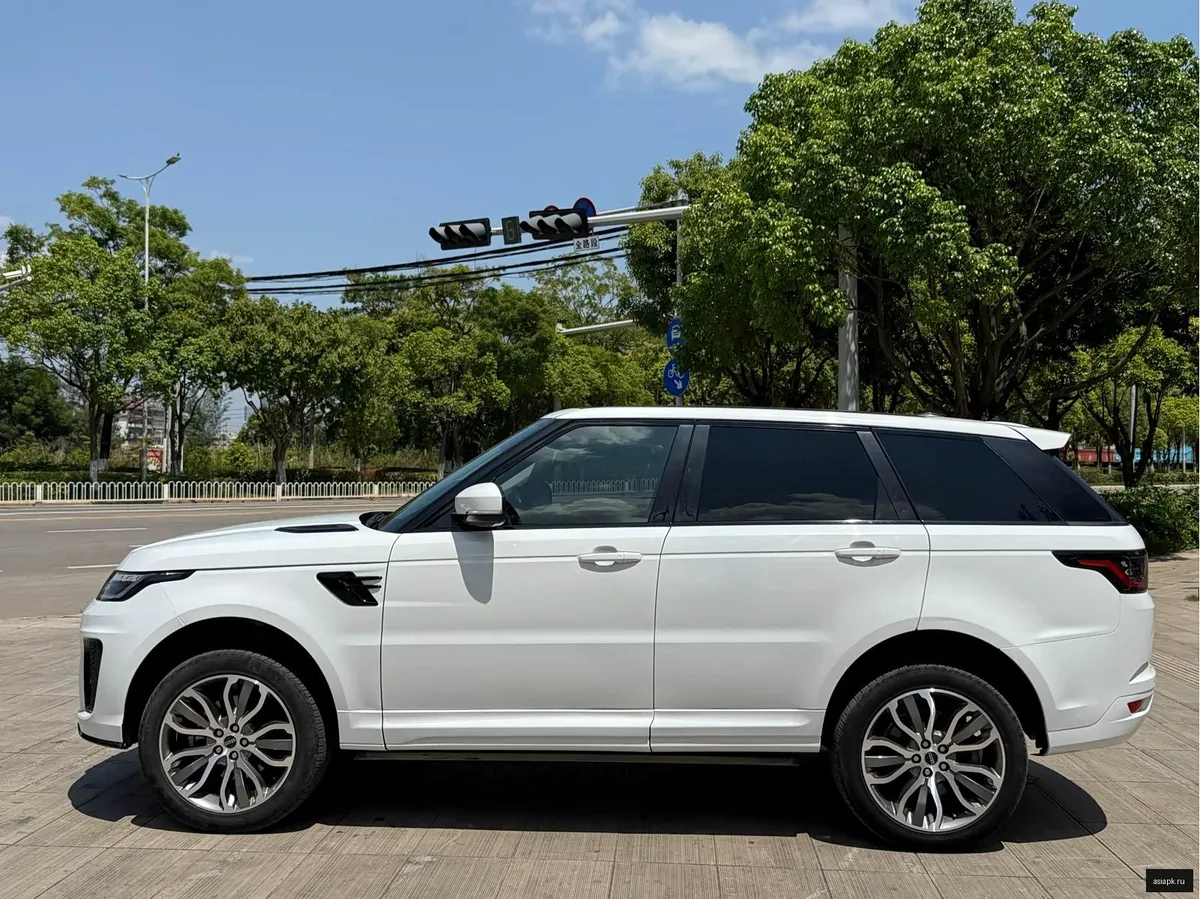 Land Rover Range Rover Sport 6