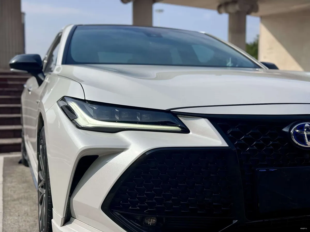 Toyota Avalon 4