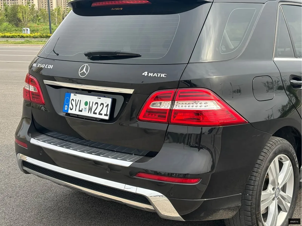 Mercedes-Benz M-Class 5