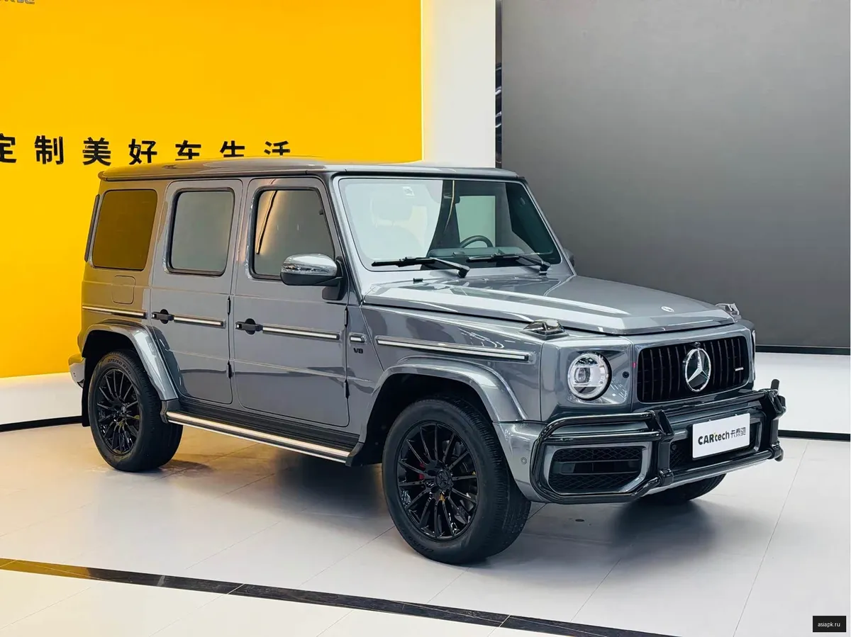 Mercedes-Benz G-Class 3