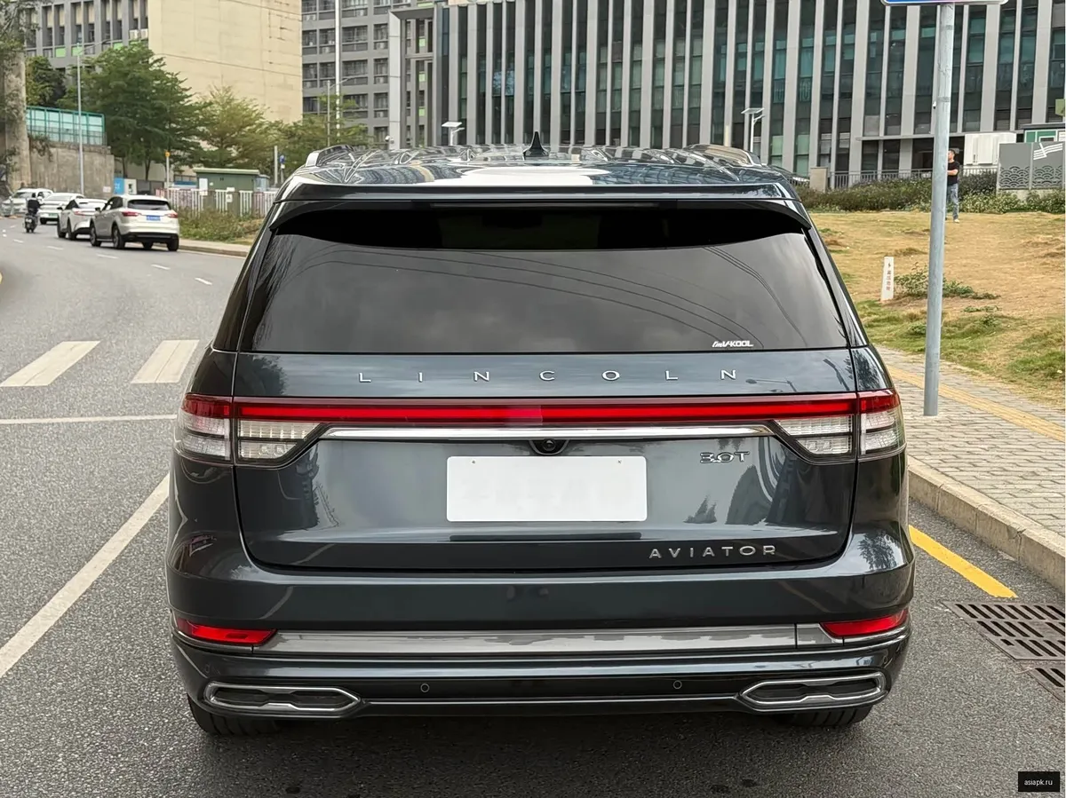 Lincoln Aviator 5
