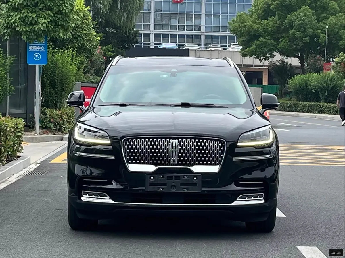 Lincoln Aviator 2