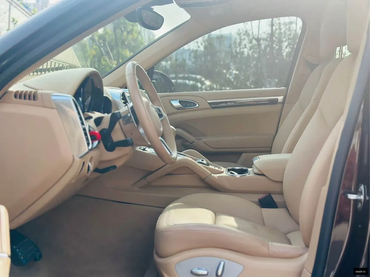 Porsche Cayenne 4