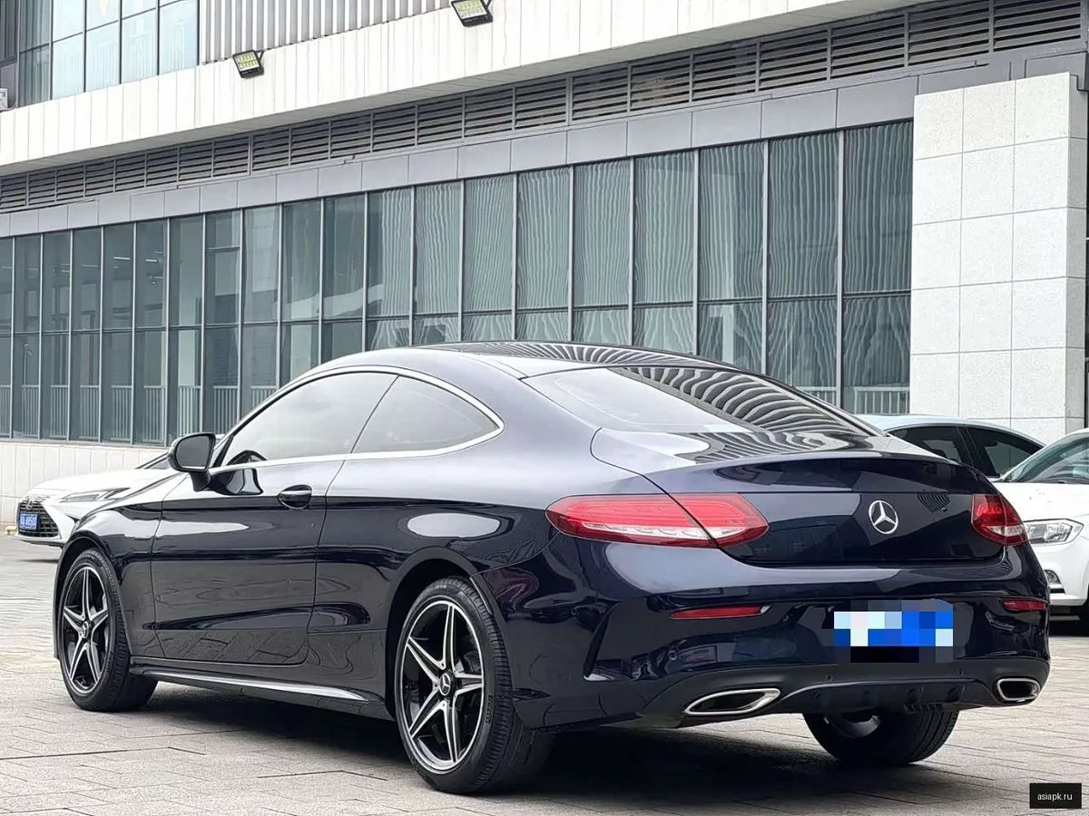Mercedes-Benz C-Class 6