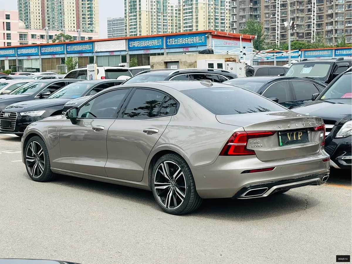 Volvo S60 6