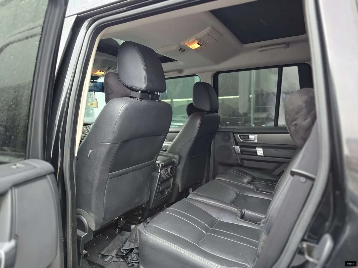 Land Rover Discovery 6