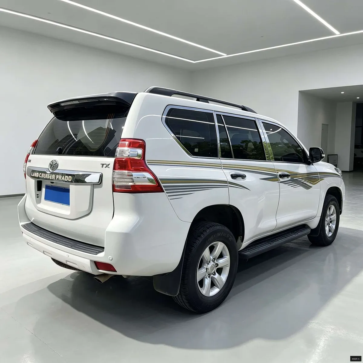 Toyota Land Cruiser Prado 6