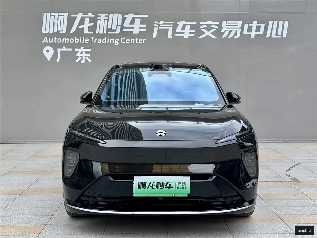 Nio ES8 2
