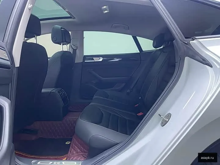 Volkswagen Passat CC 6