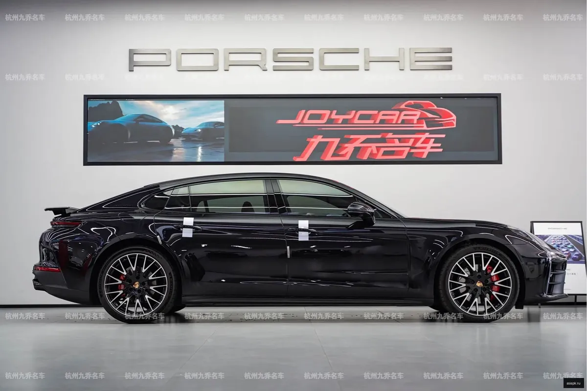 Porsche Panamera 4
