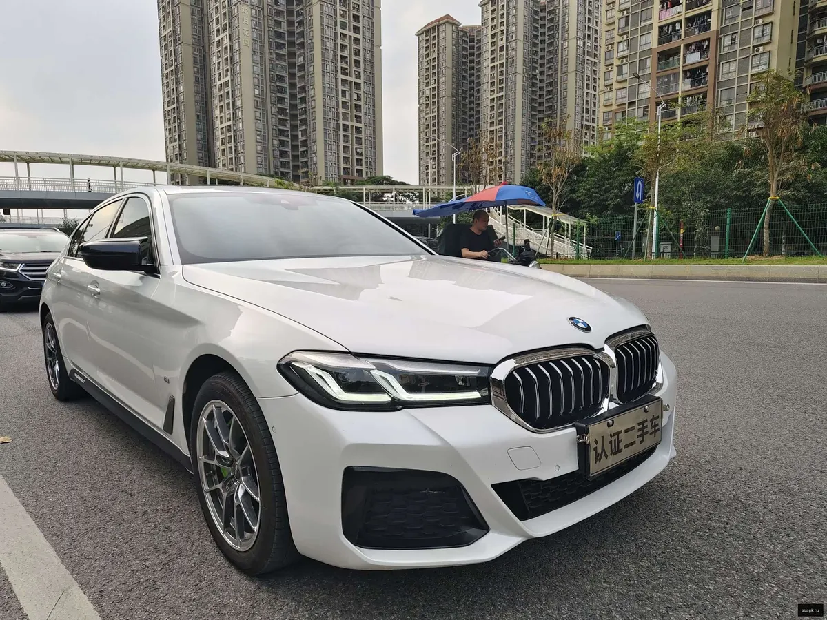 BMW 5-Series 3