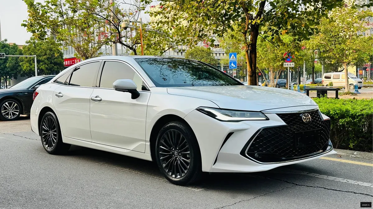 Toyota Avalon 3