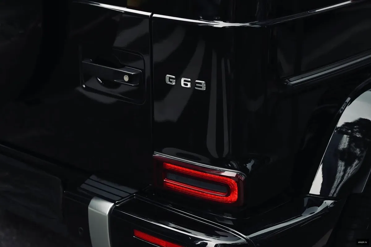 Mercedes-Benz G-Class 6