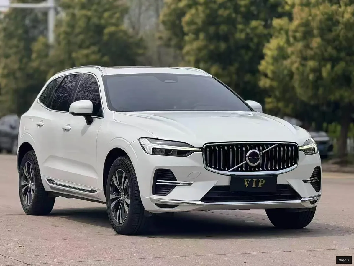 Volvo XC60 4