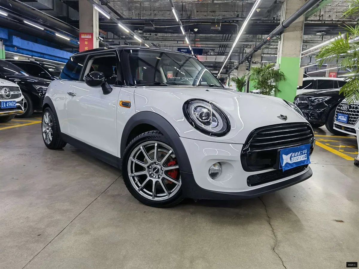 MINI Hatch 3