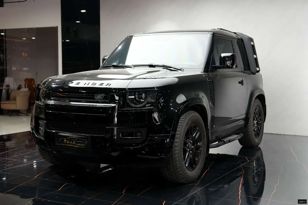 Land Rover Defender 2