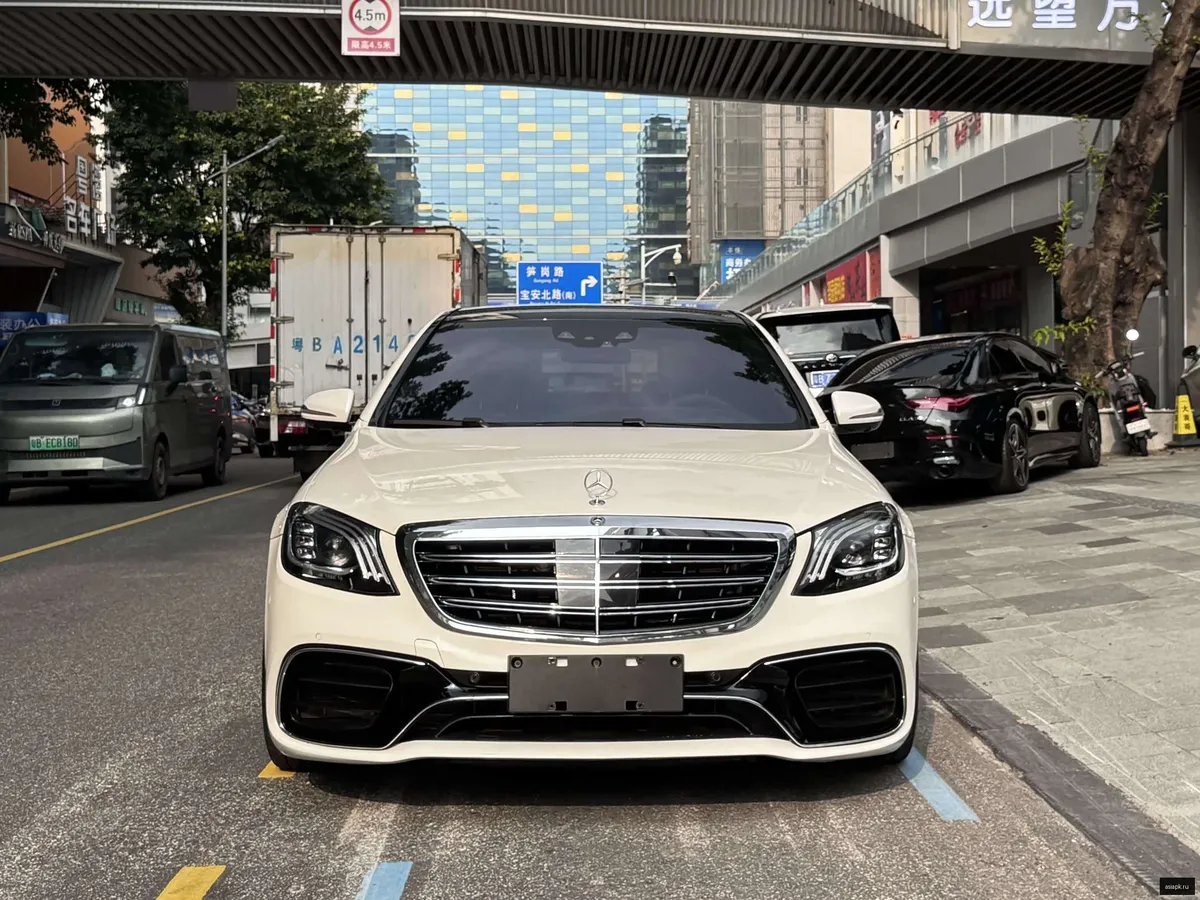 Mercedes-Benz S-Class 2