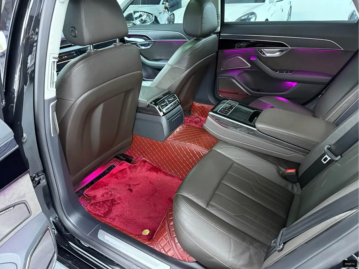 Audi A8 6