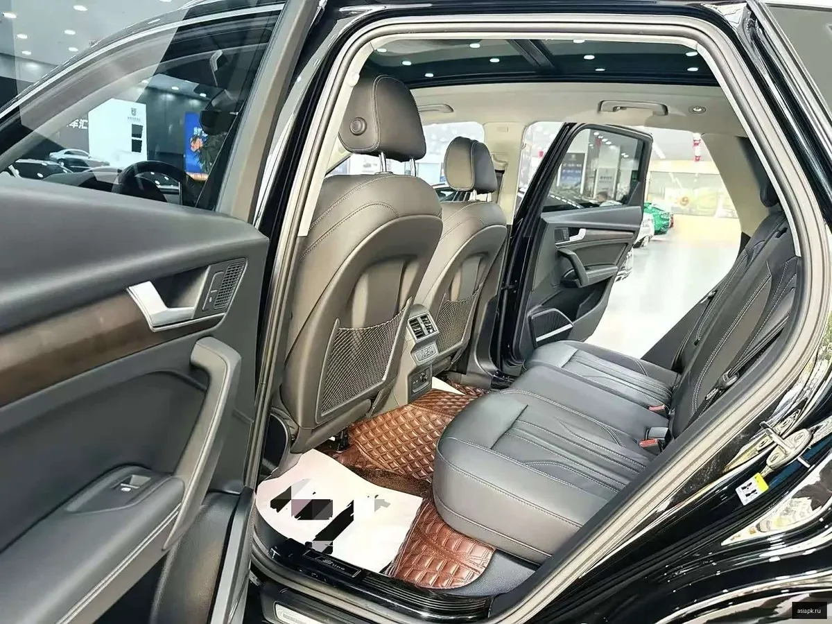 Audi Q5 6