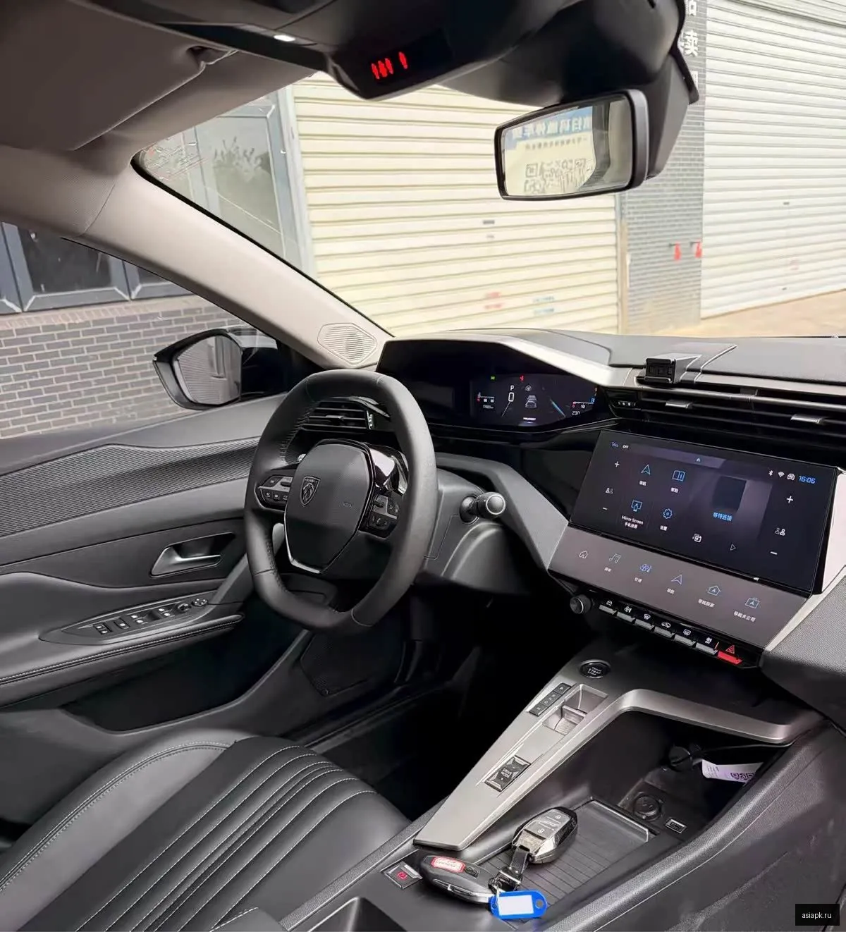 Peugeot 408 5
