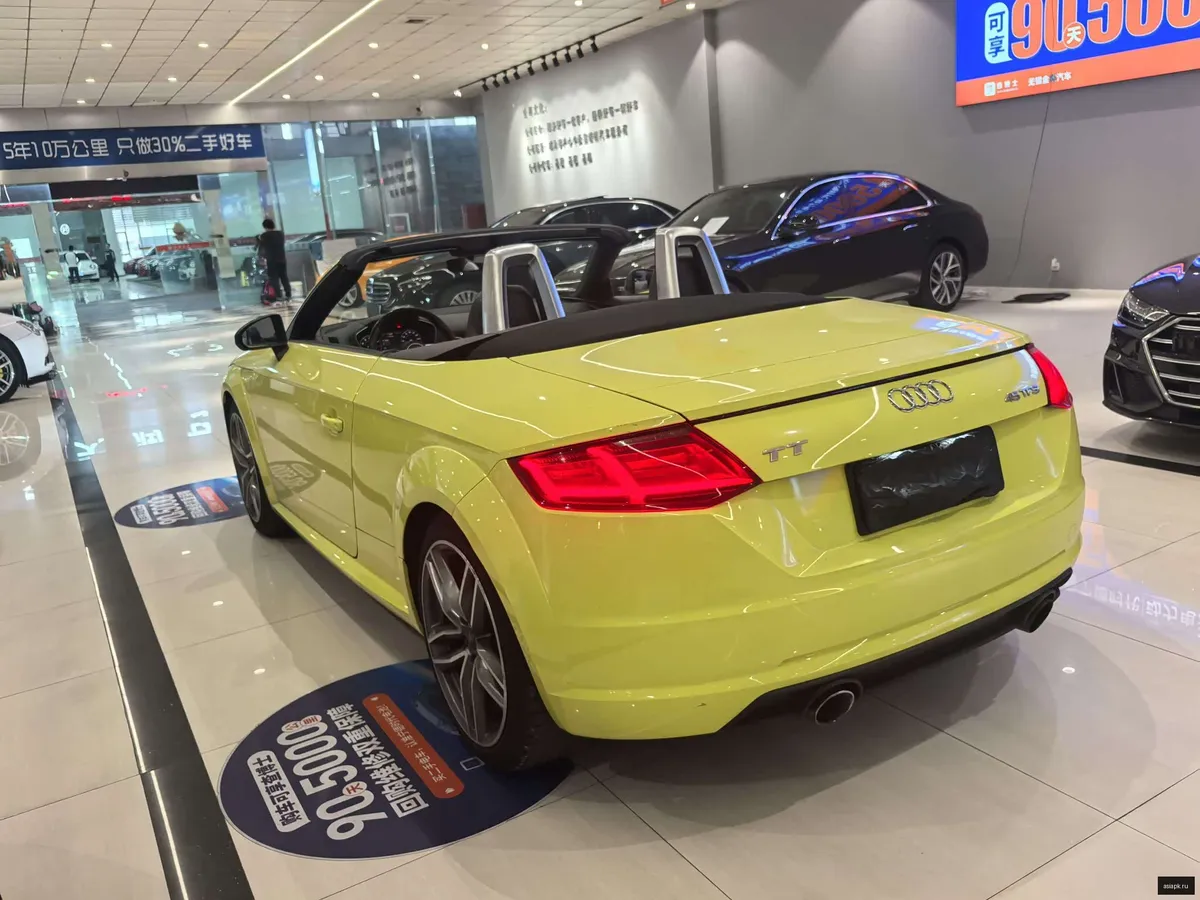 Audi TT 4