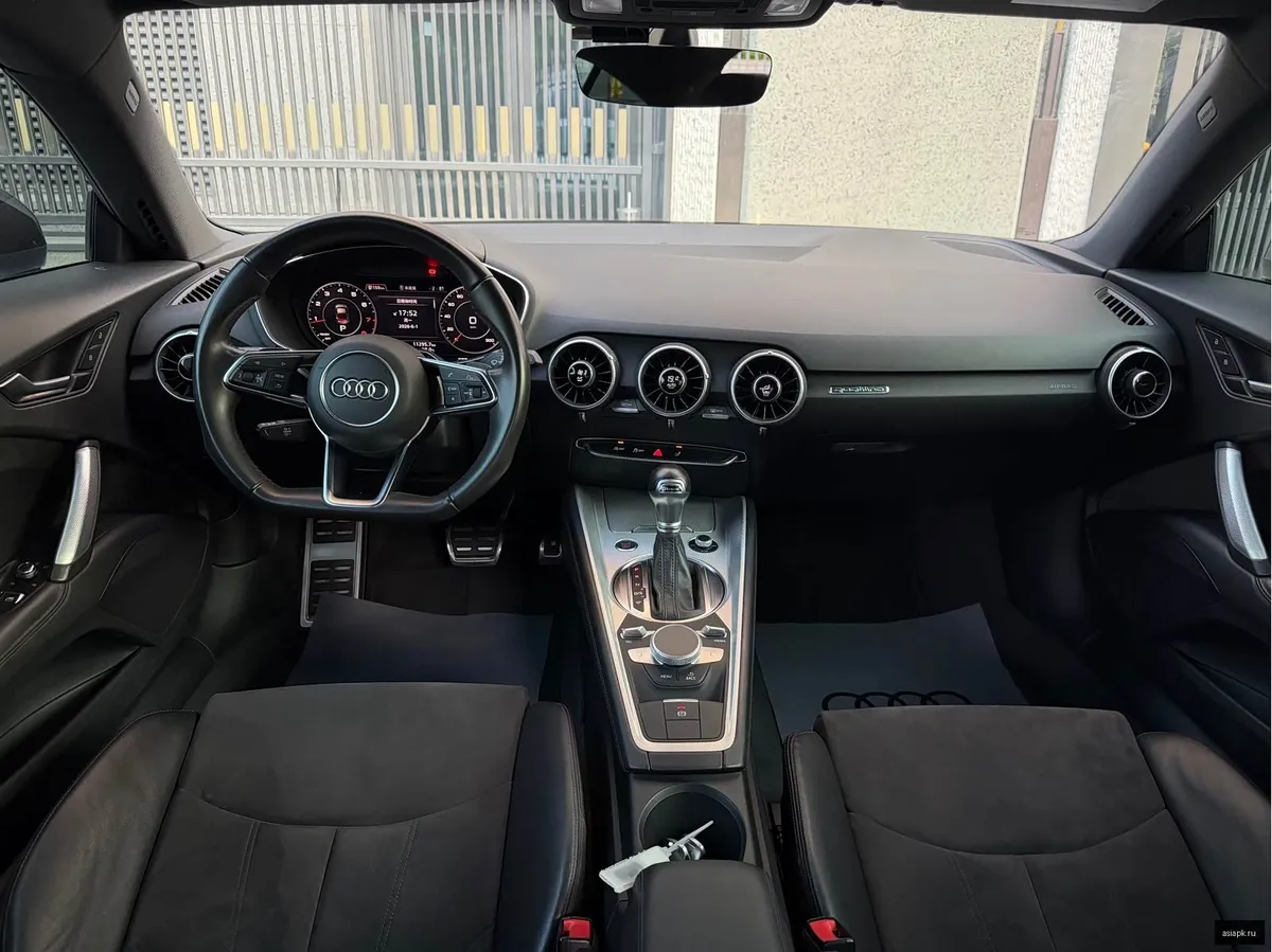Audi TT 6