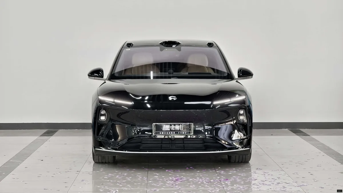 nio ET9 2