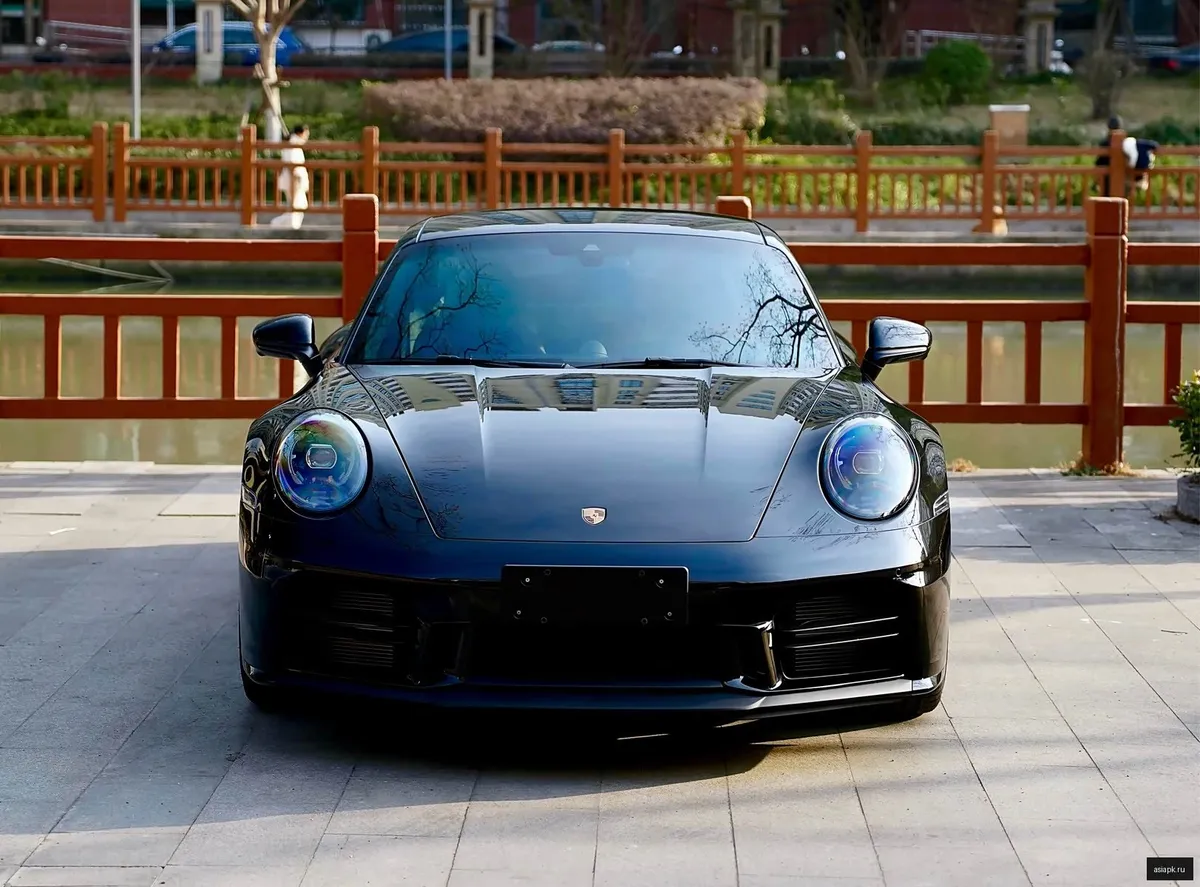 Porsche 911 4