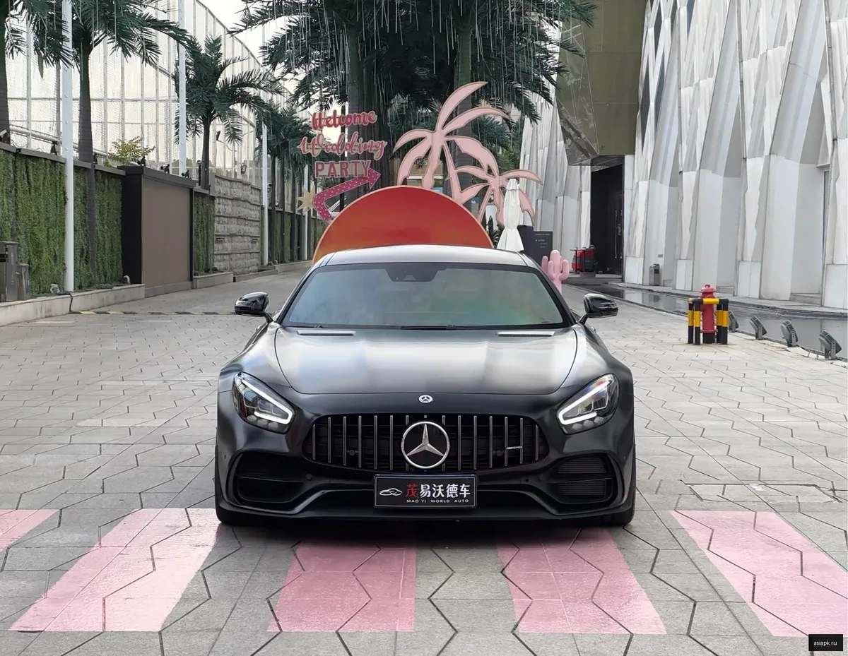 Mercedes-Benz AMG GT 2