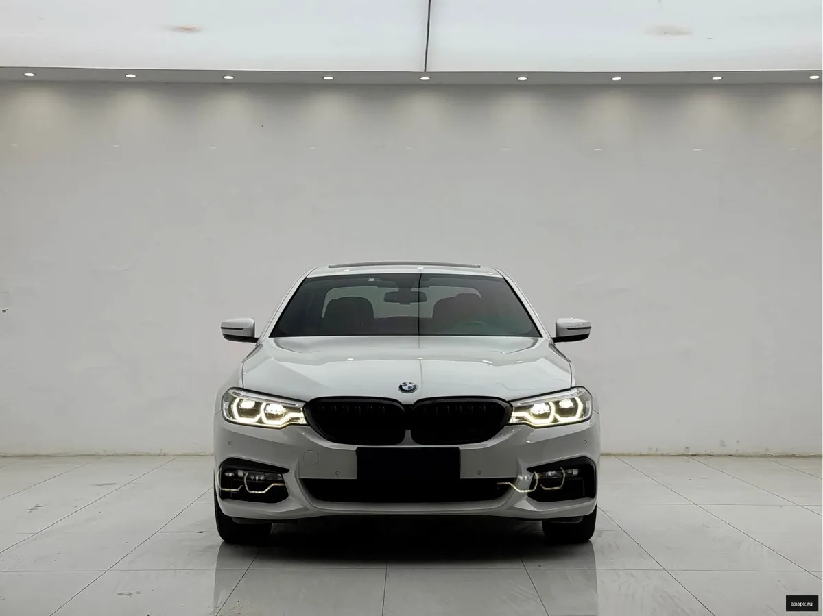 BMW 5-Series 3