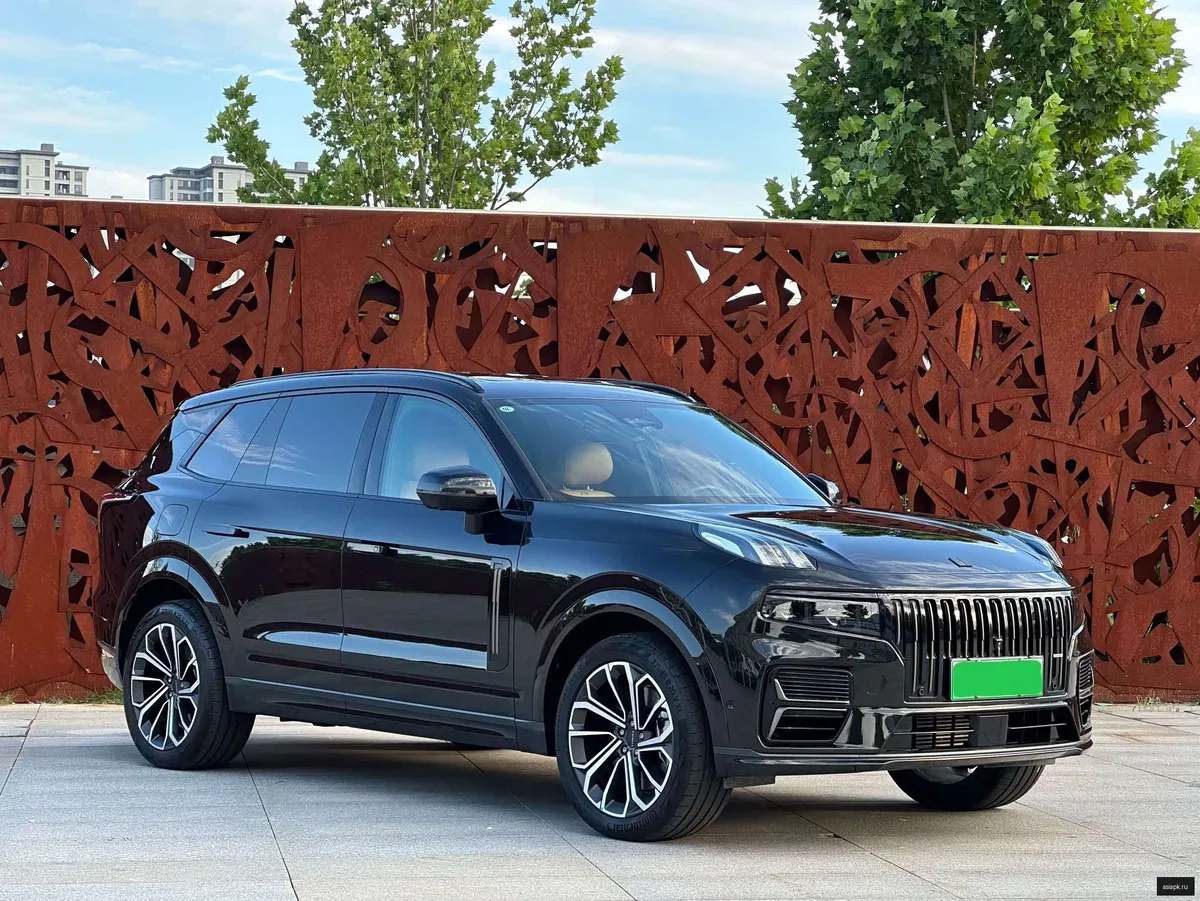 Lynk & Co 09 3