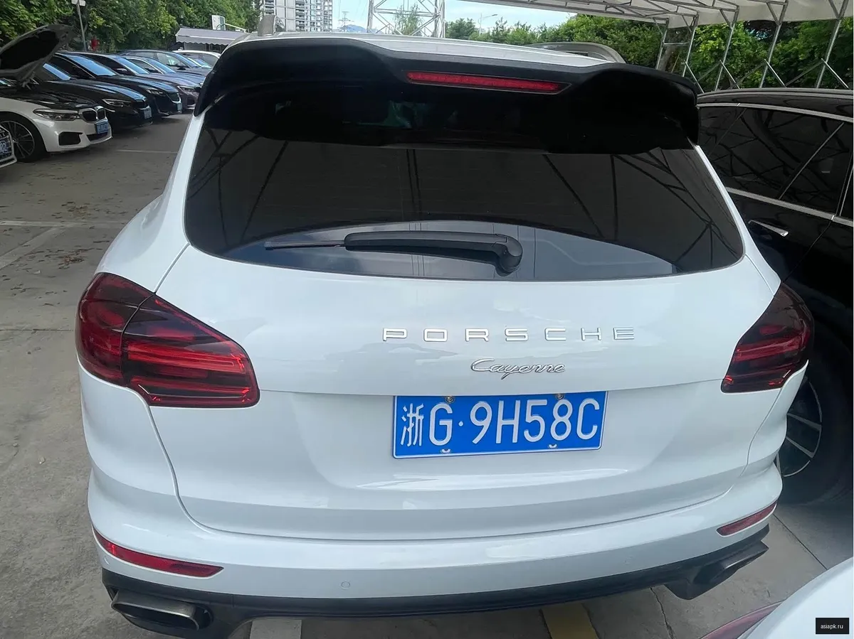 Porsche Cayenne 5