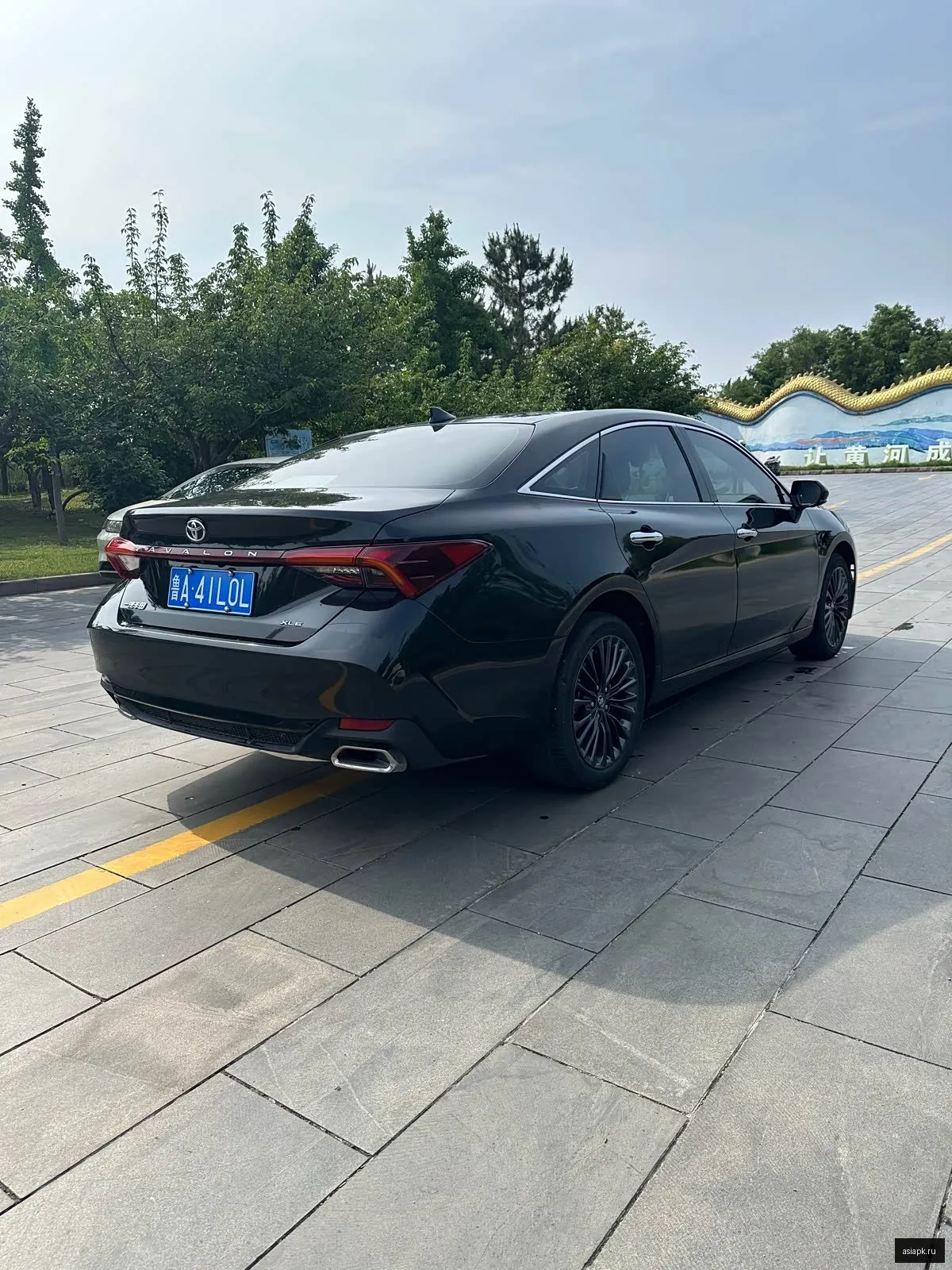 Toyota Avalon 4