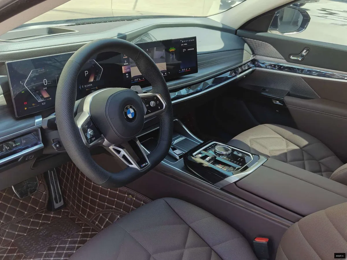 BMW 7-Series 6