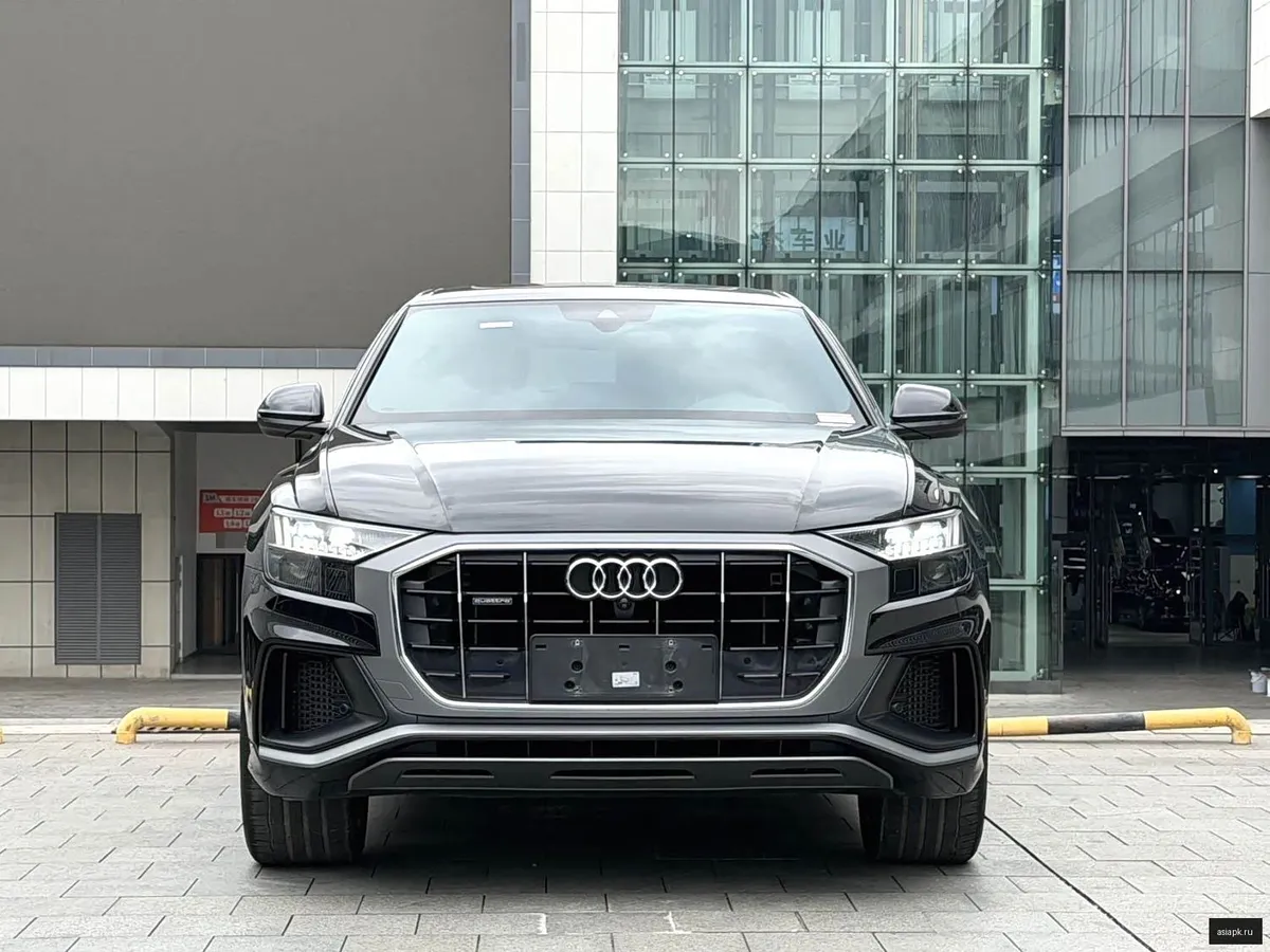 Audi Q8 2