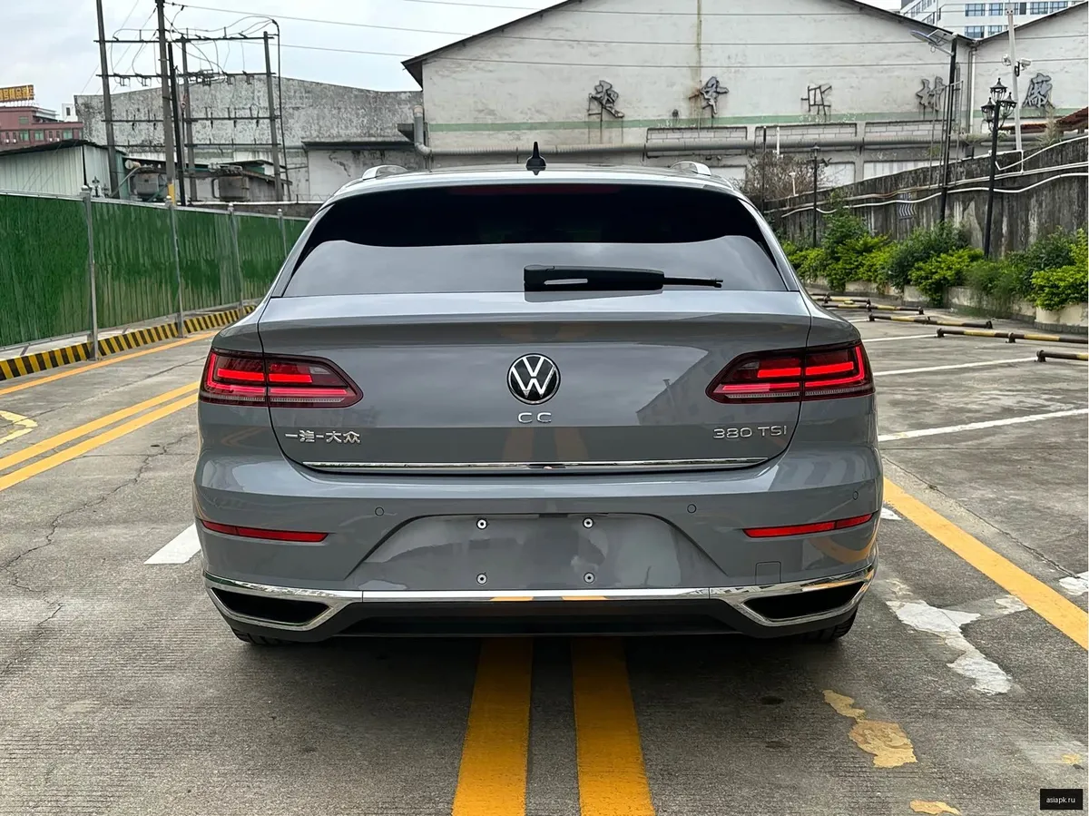 Volkswagen Passat CC 4