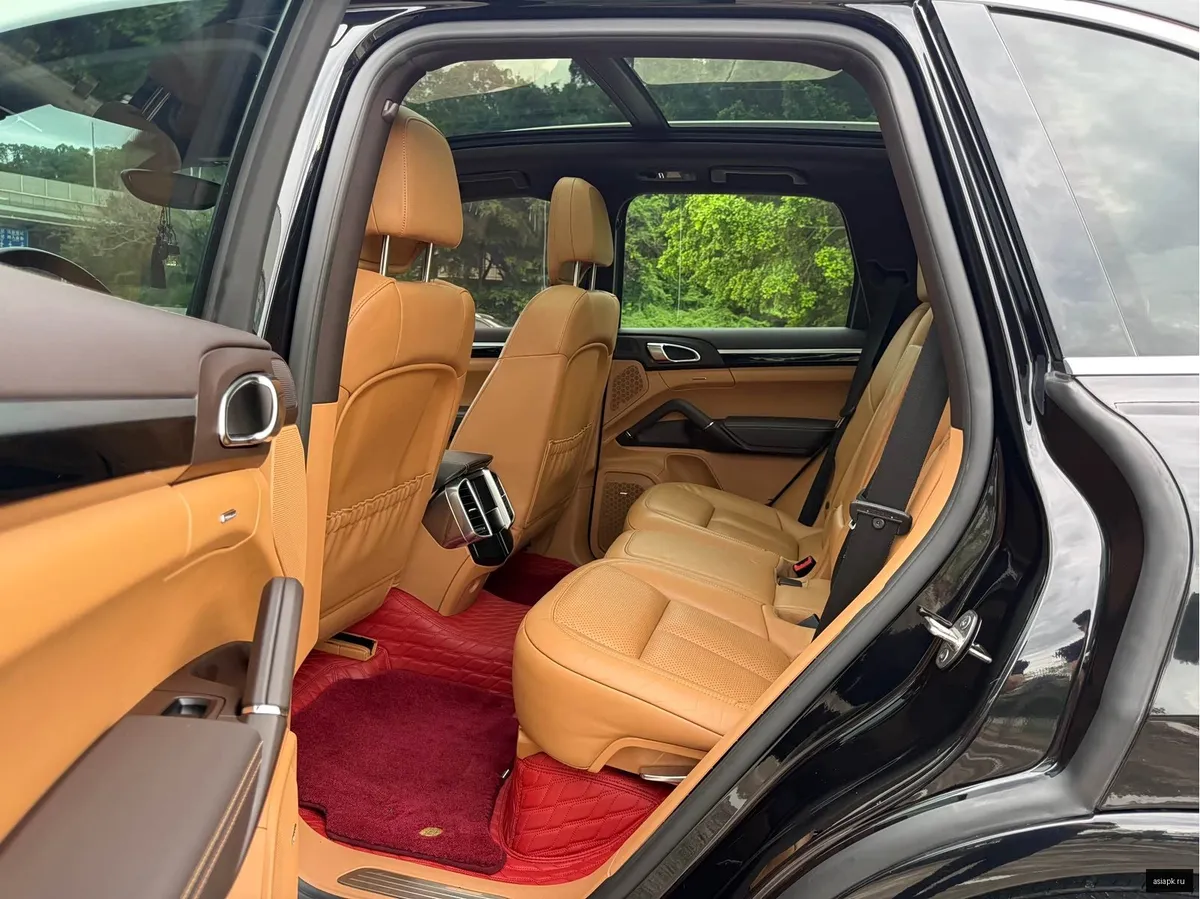 Porsche Cayenne 5