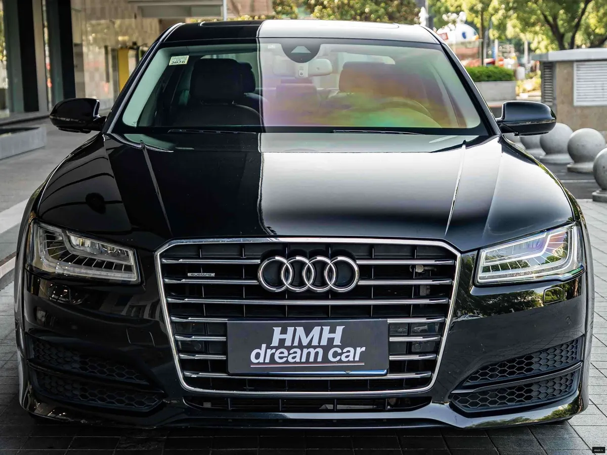 Audi A8 2