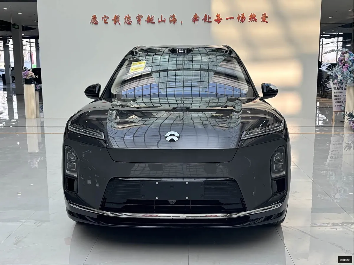 nio ES8 2