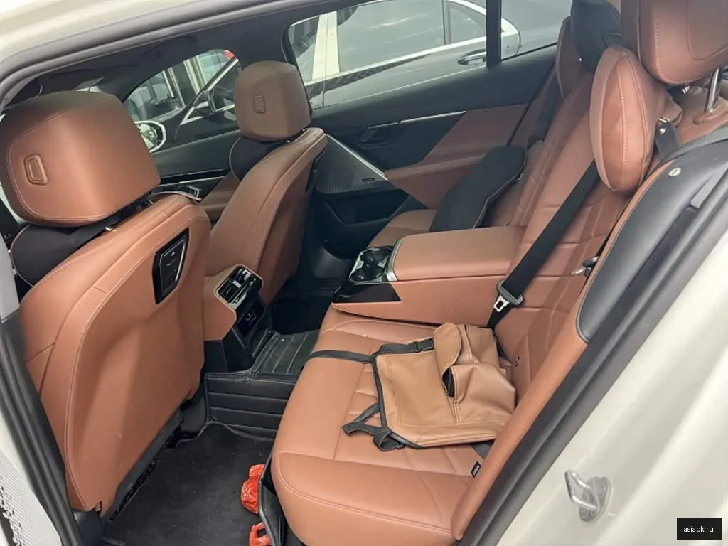 BMW 5-Series 6