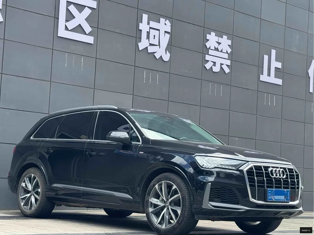 Audi Q7 3