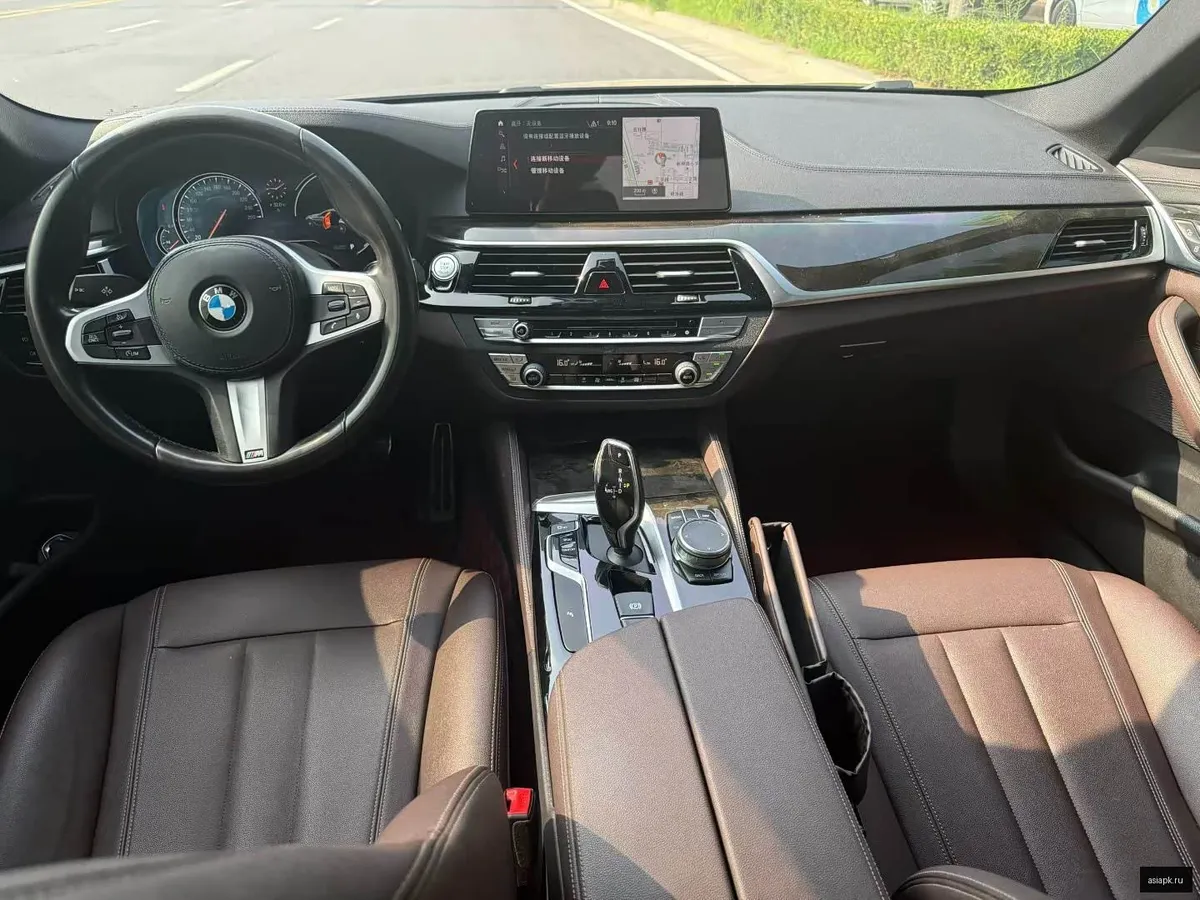 BMW 5-Series 6
