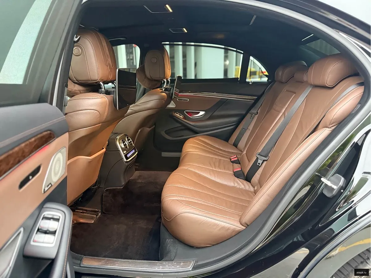 Mercedes-Benz S-Class 6