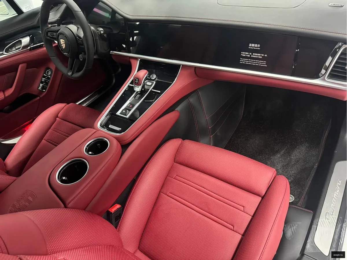 Porsche Panamera 5