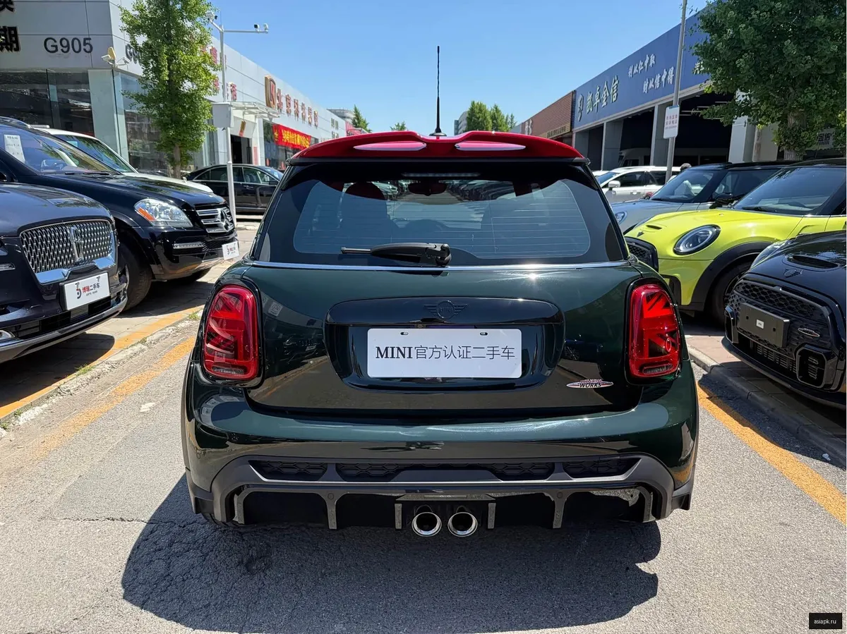 MINI Hatch 5