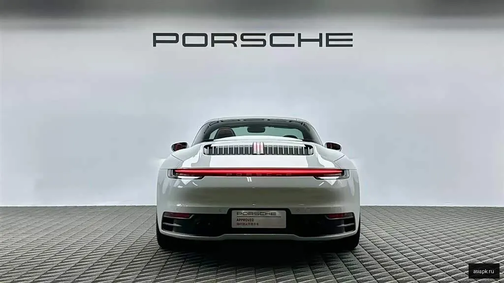 Porsche 911 5